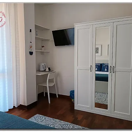 Casa Felicidad Bed & Breakfast 2*
