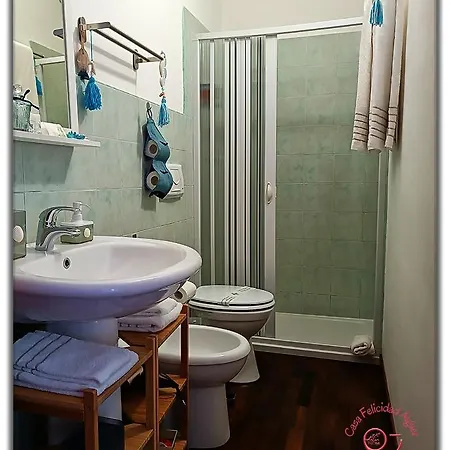 Bed & Breakfast Casa Felicidad 3*