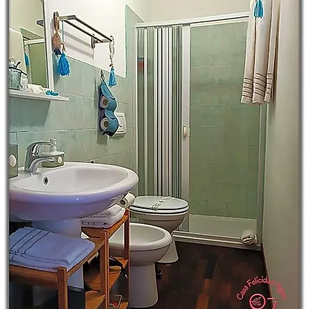 Casa Felicidad Bed & Breakfast 3*